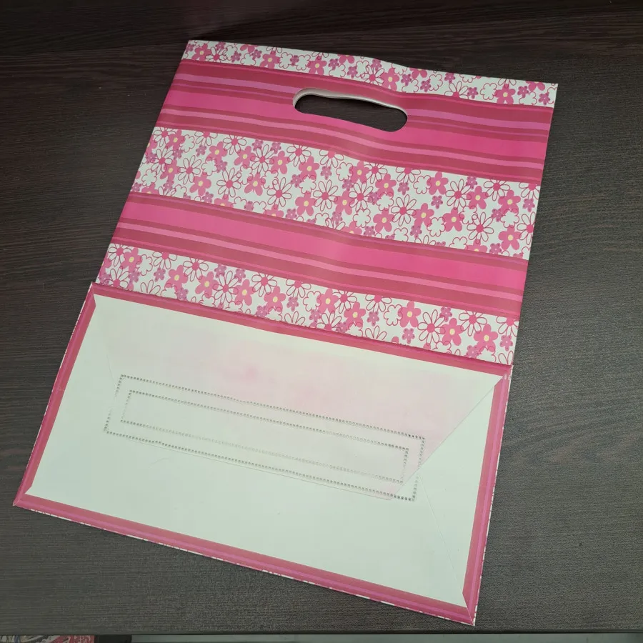 ساک هدیه دکمهدار