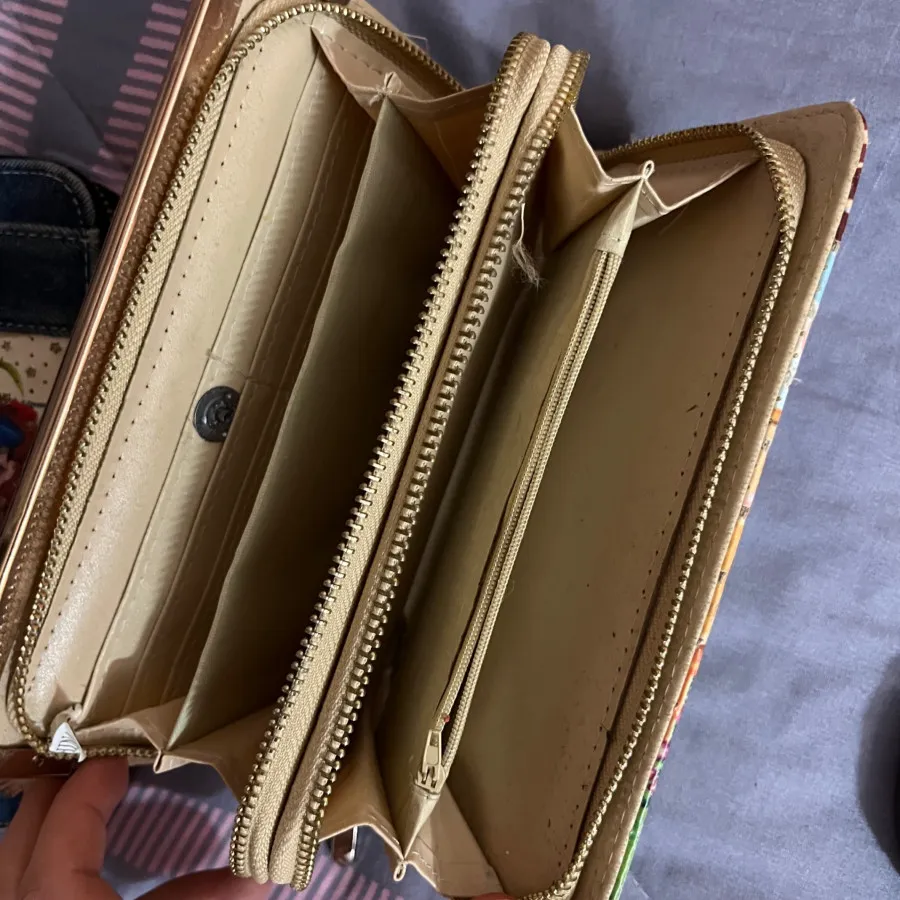 دوعدد کیف پول