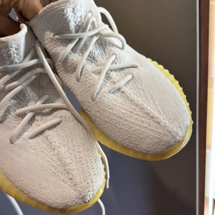 Adidas yeezy