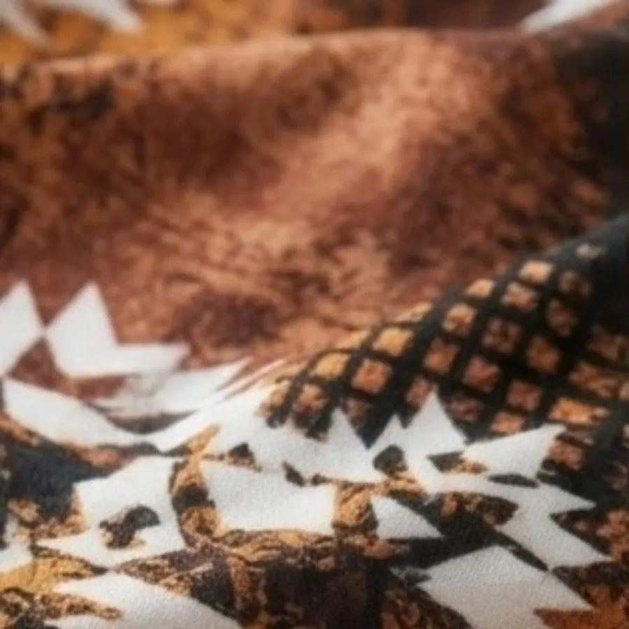 روسری طرح‌دار پاییزه شیک