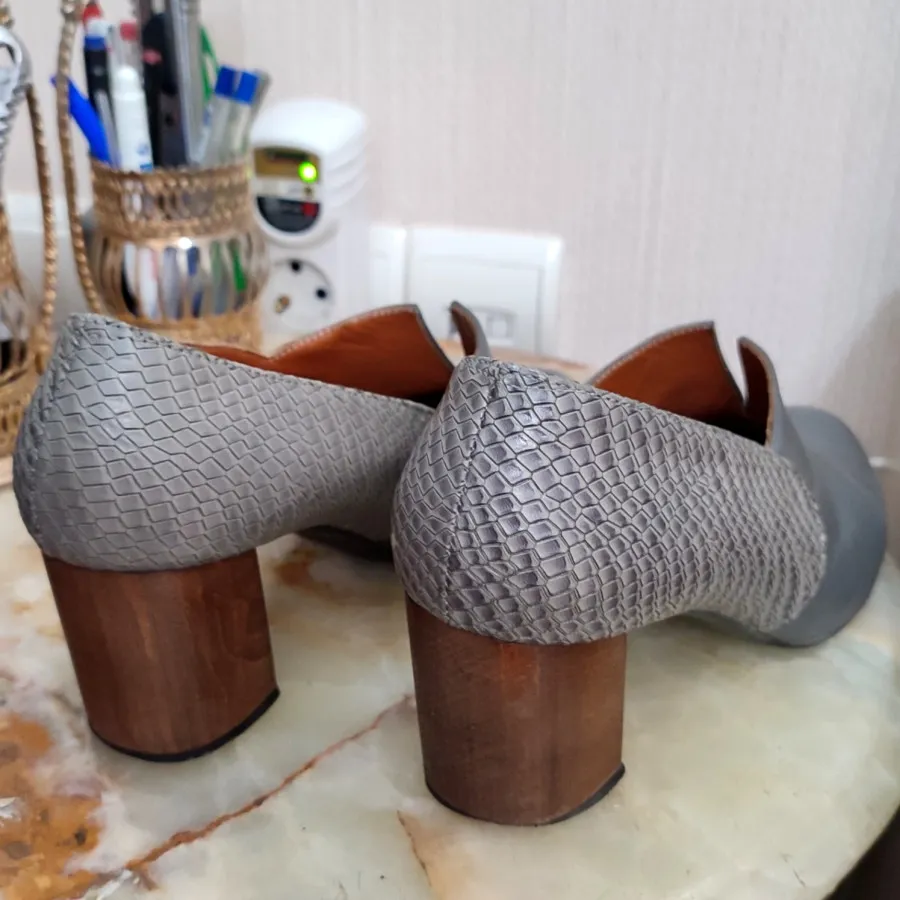 کفش چرم طبیعی اصل