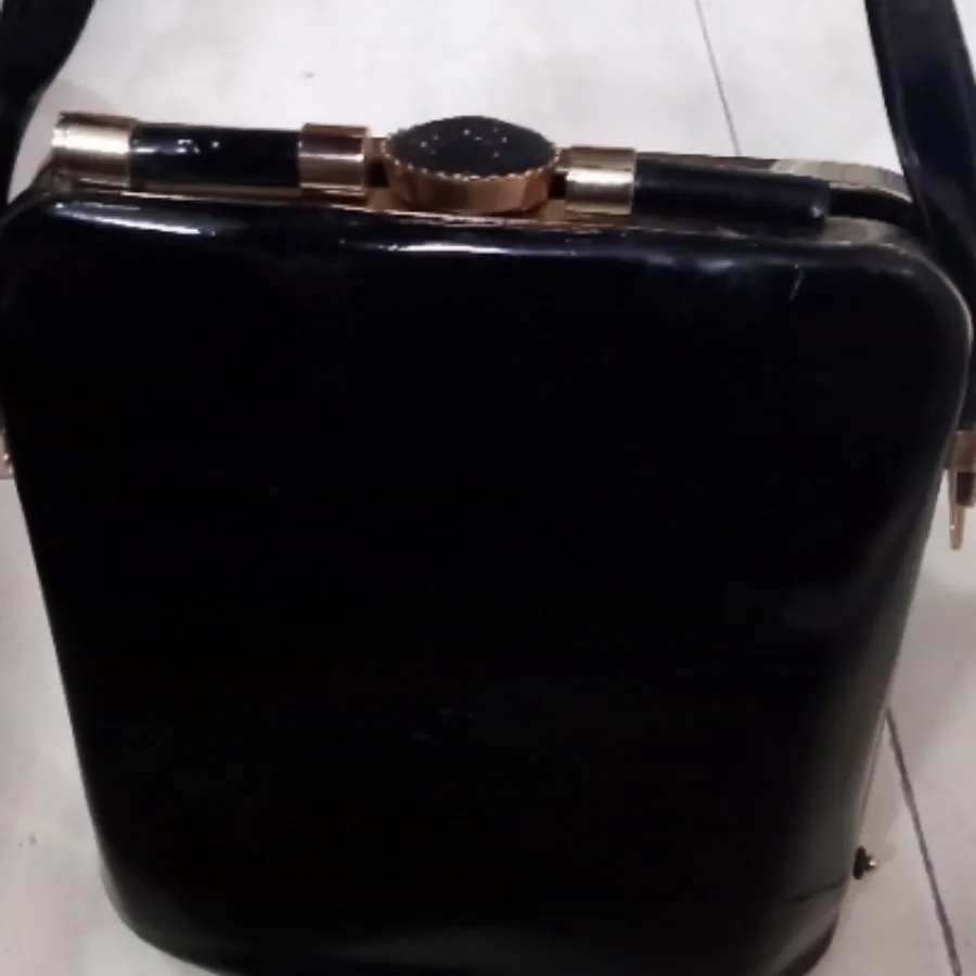 کیف ورنی مجلسی
