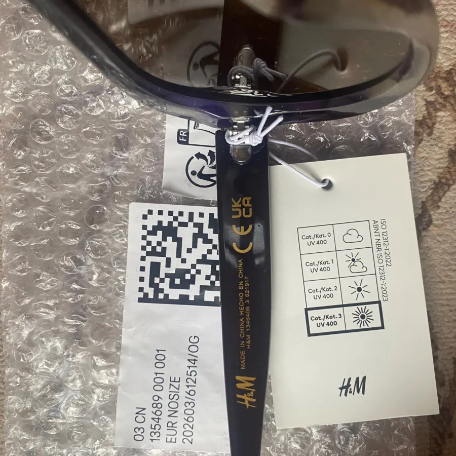 عینک H&M