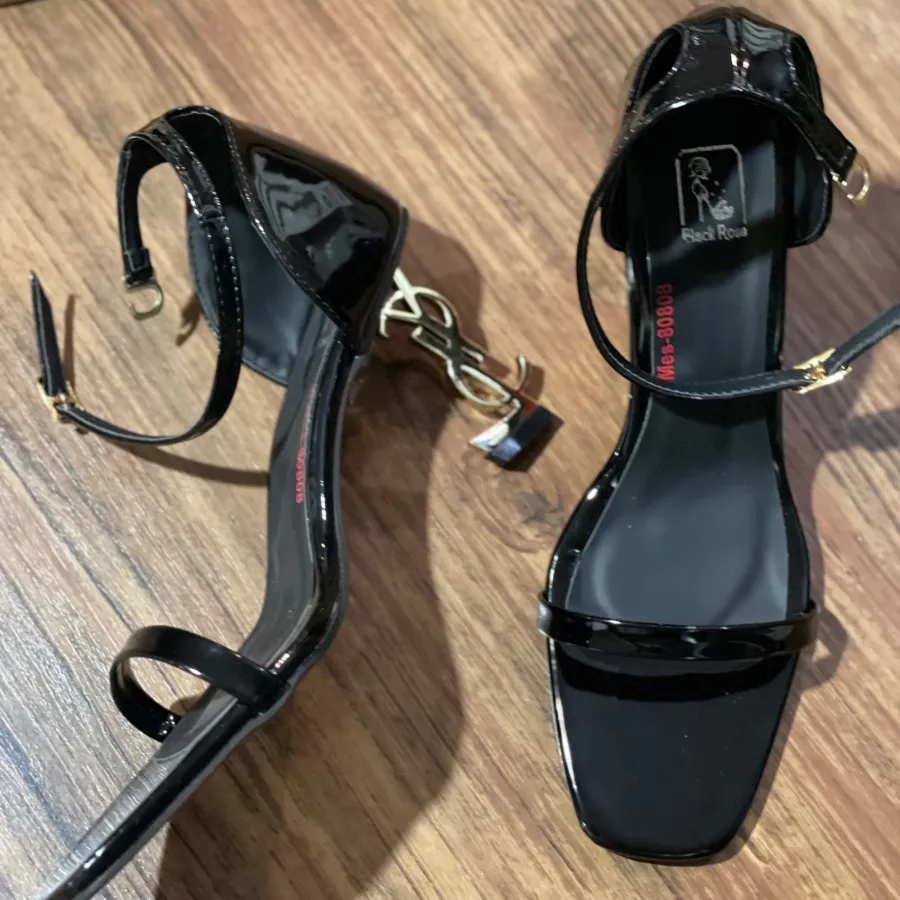 کفش YSL
