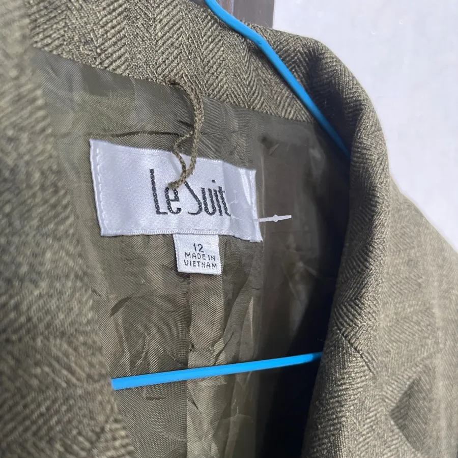 کت پاییزه از برند le suit