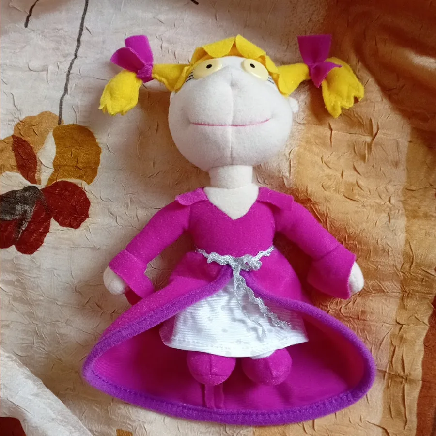 عروسک بامزه