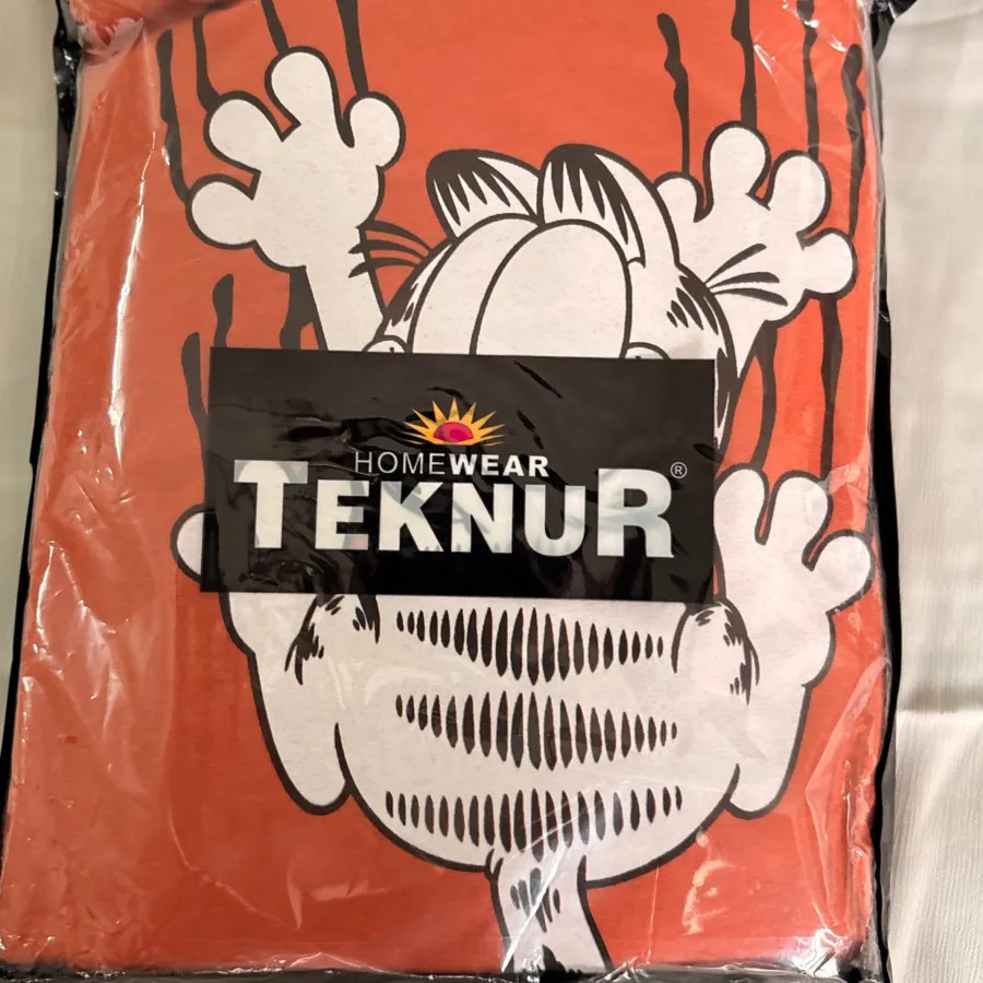 ست تیشرت شلوارک تکنور