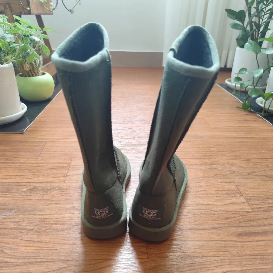 بوت مدل آگ