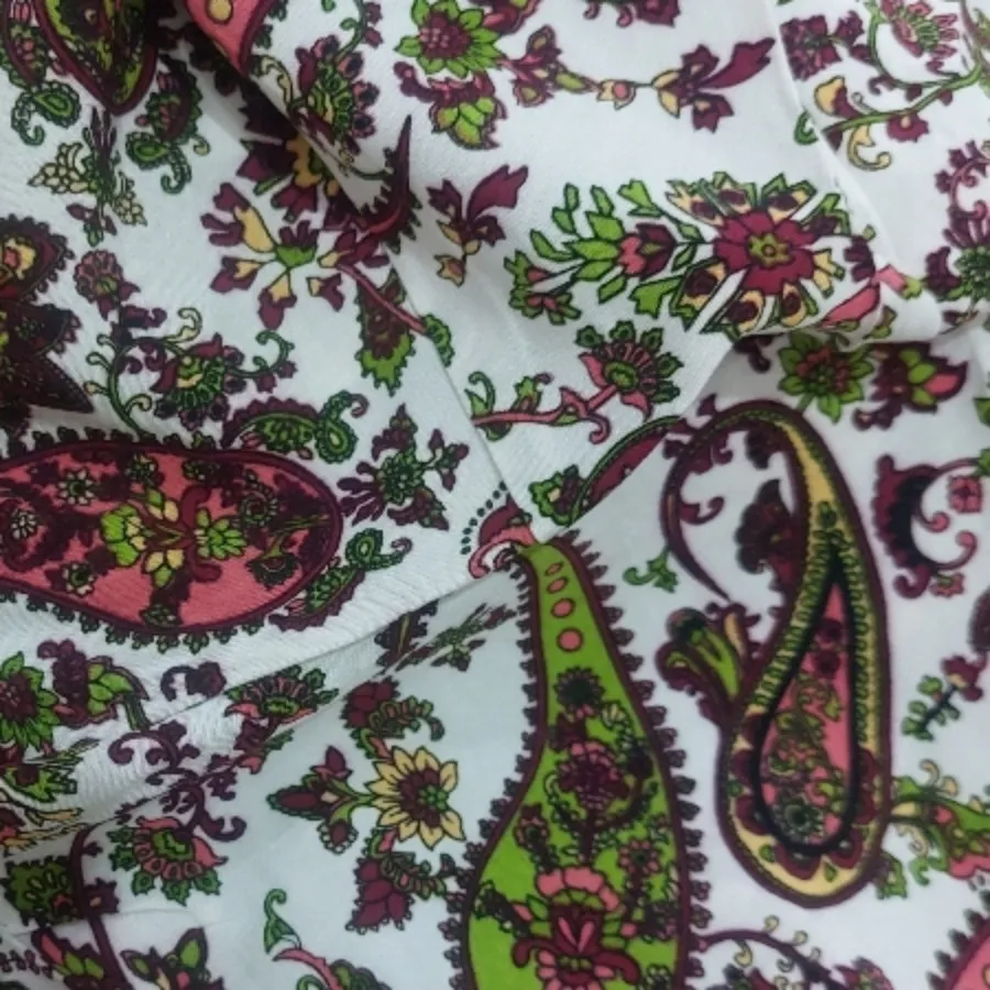 پارچه نخی گلدار