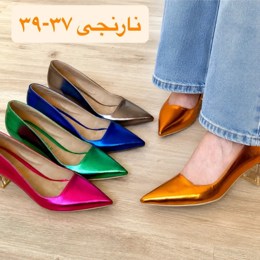 کفش های رنگی براق