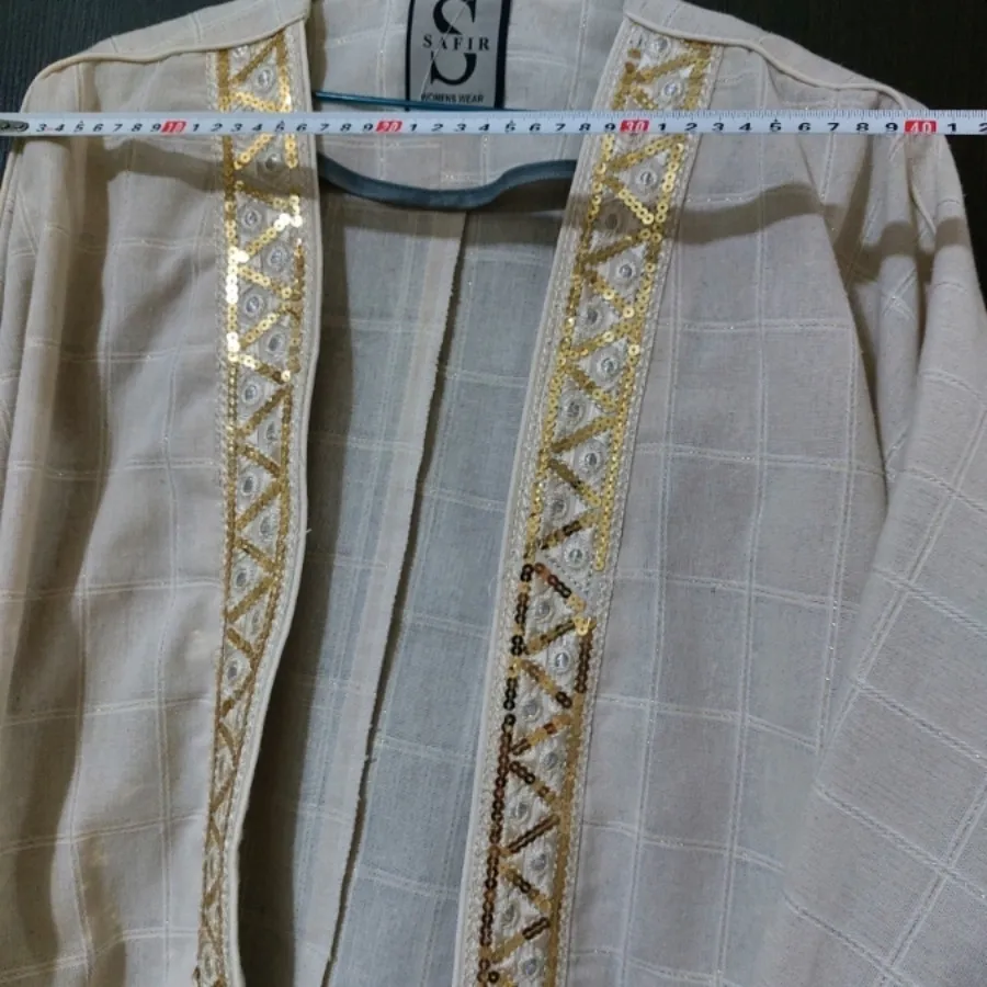 مانتو مدرن کارشده کرم