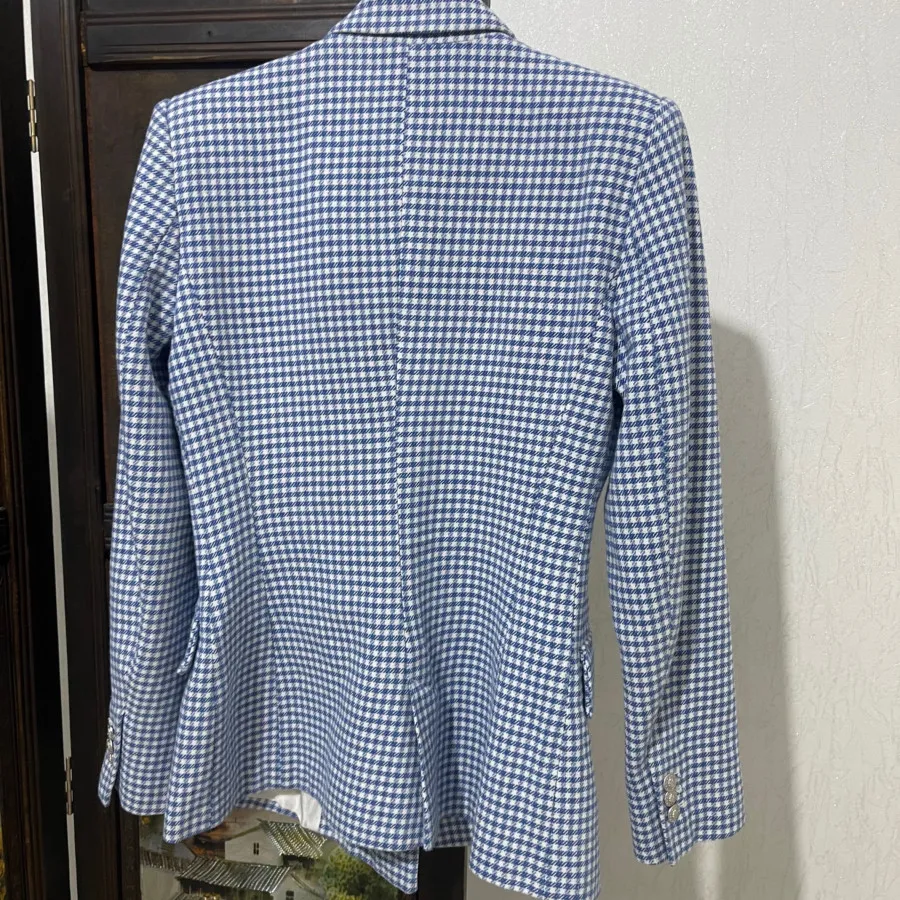 کت330یورویی زارا