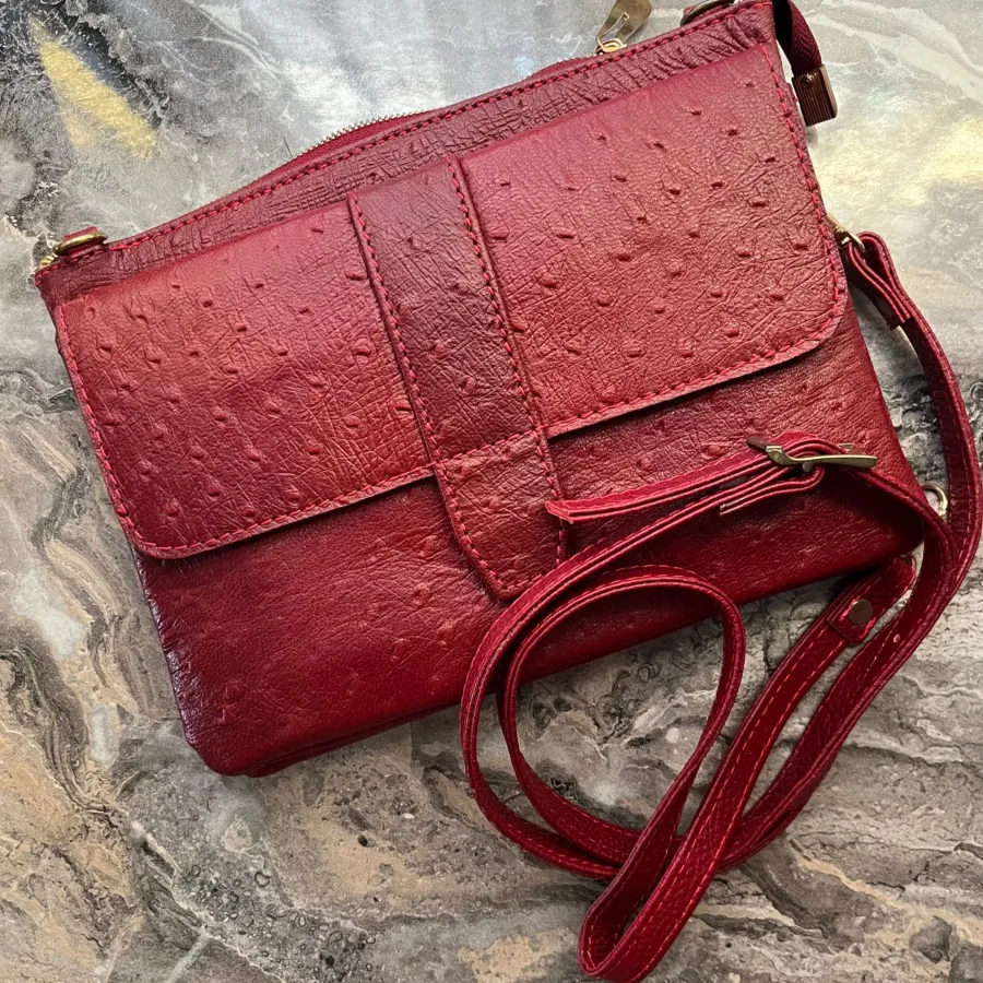 کیف چرم زرشکی