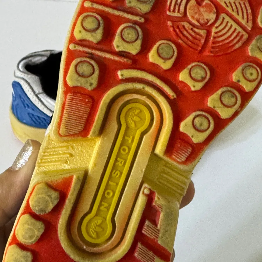 کفش کتونی بچه گانه