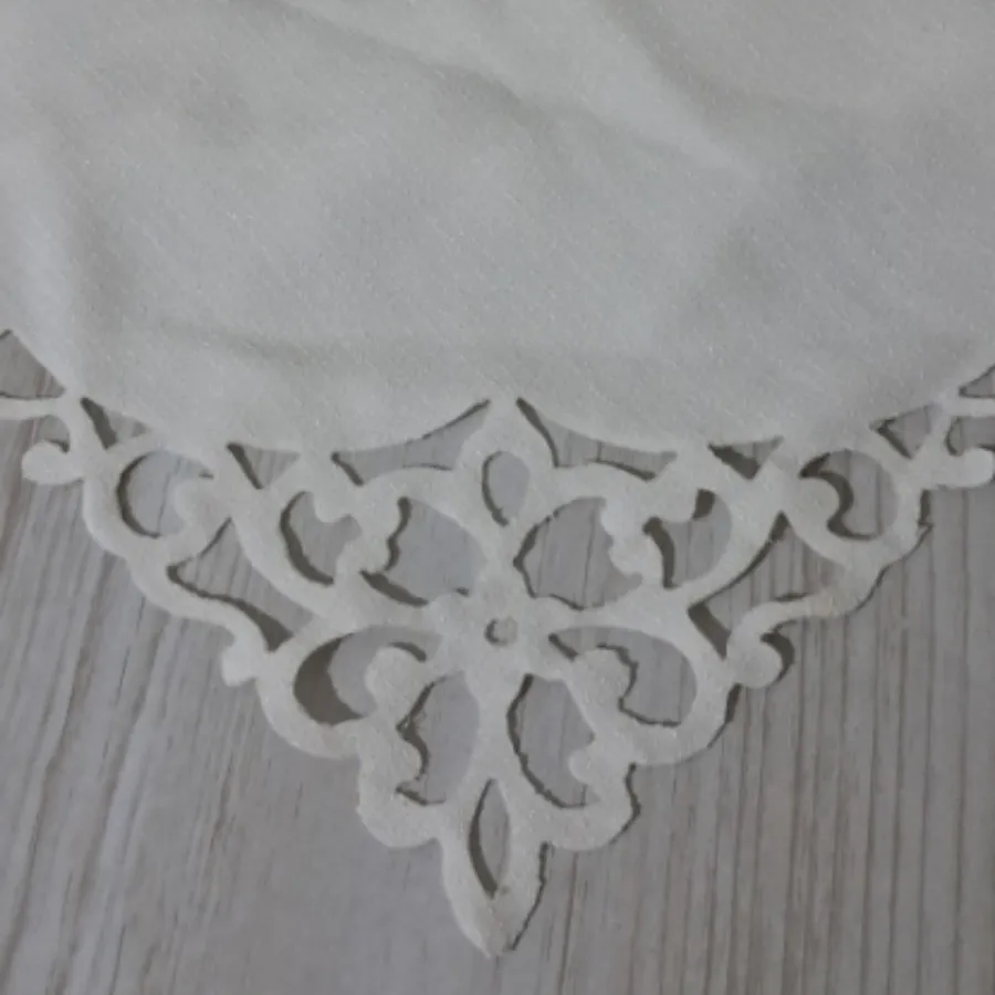 رو میزی  رو پاتختی