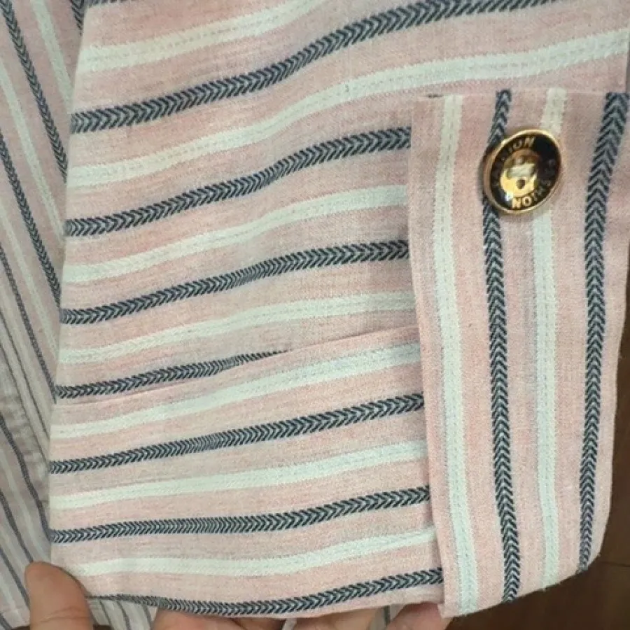 کت  جلو باز