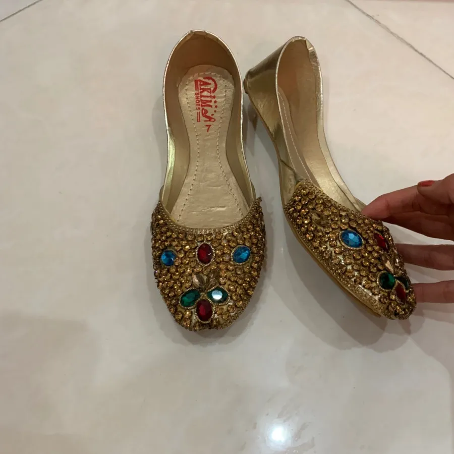 کفش مجلسی