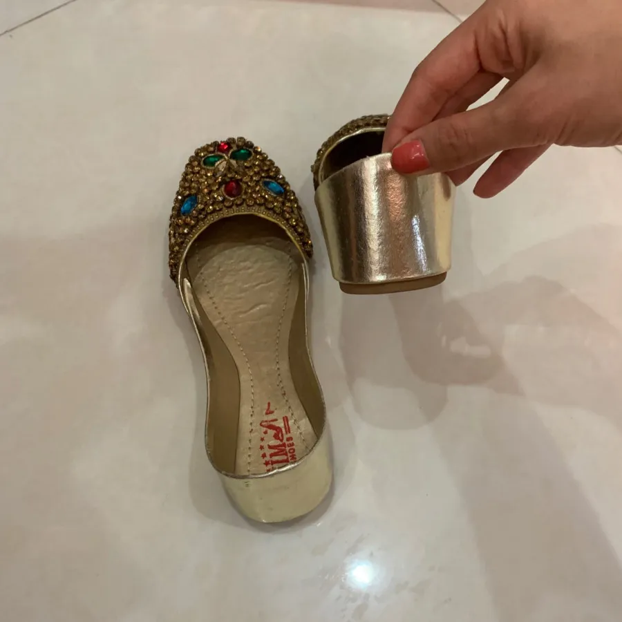 کفش مجلسی