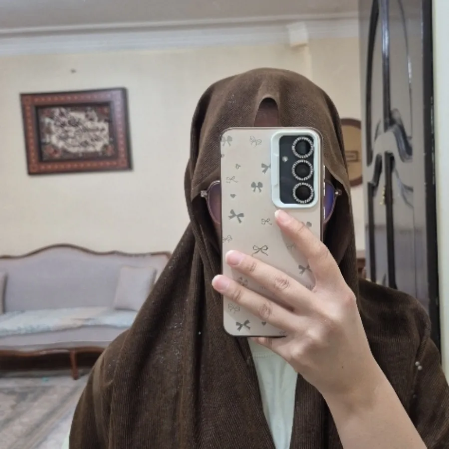 شال قهوه ای کبریتی