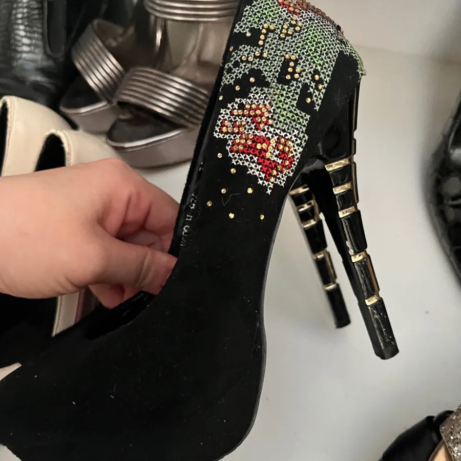 کفش پاشنه