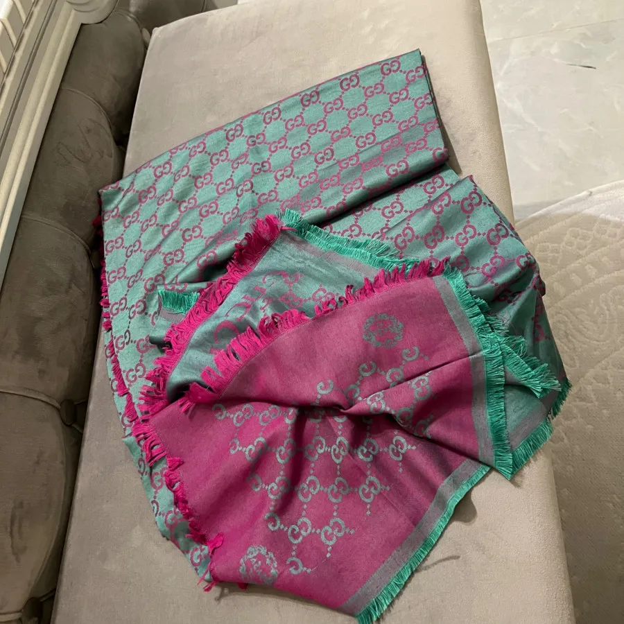روسری ابریشم ژاکارد دو رو