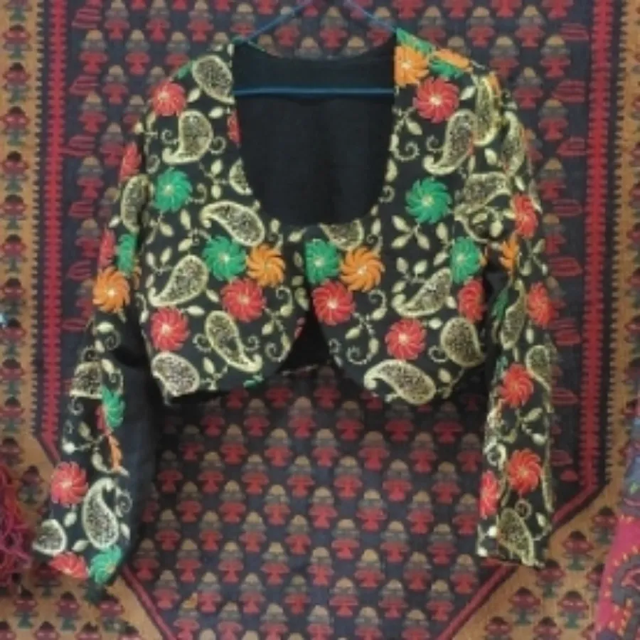 کراپ کت سوزن دوزی