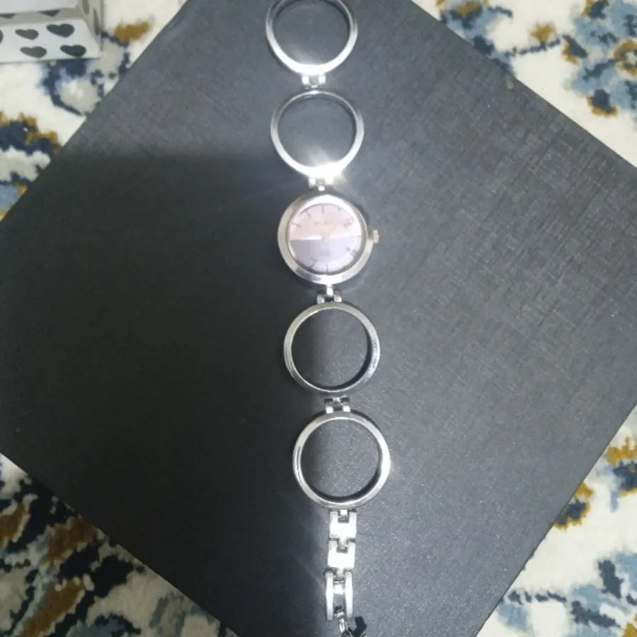 ساعت مچی زنانه