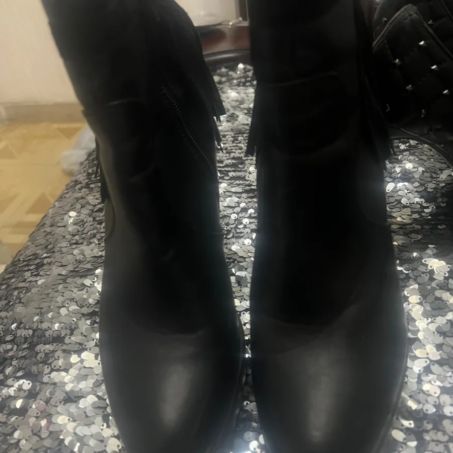 نیم بوت وارداتی