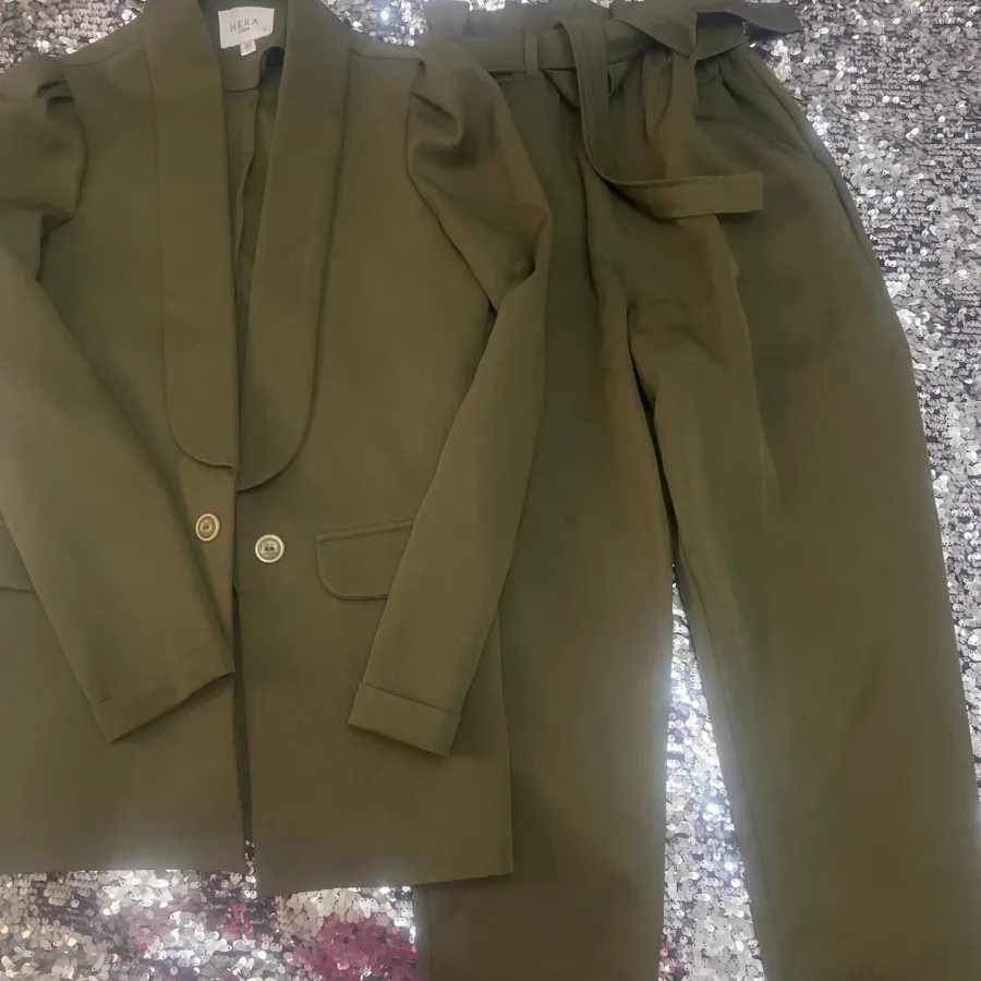 کت ‌ و شلوار