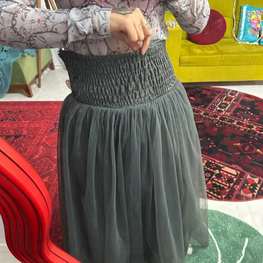 دامن پفی