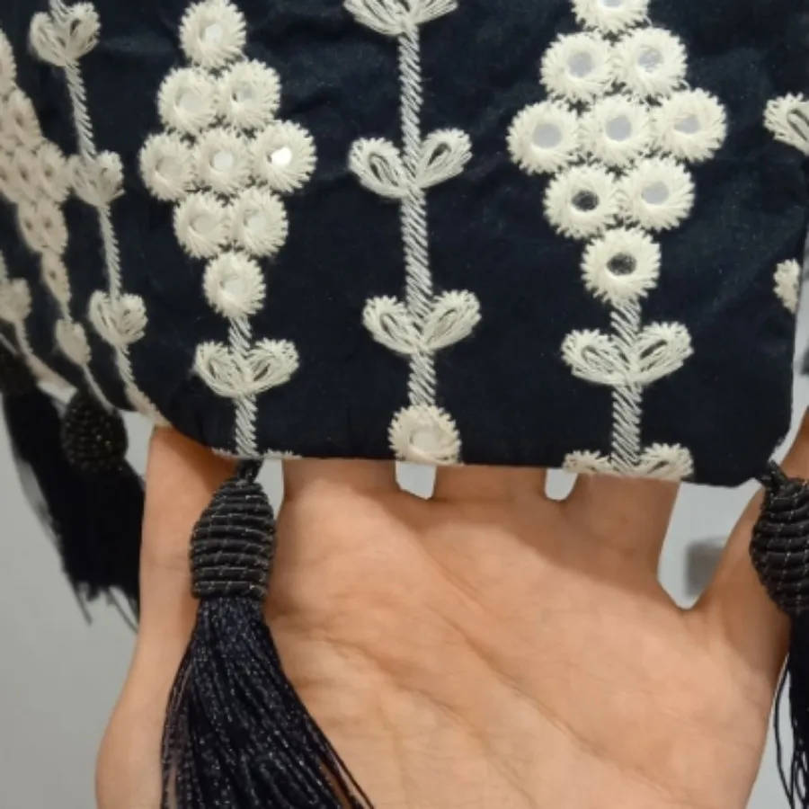 وست آینه دوزی