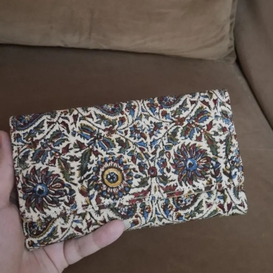 کیف پول زنانه