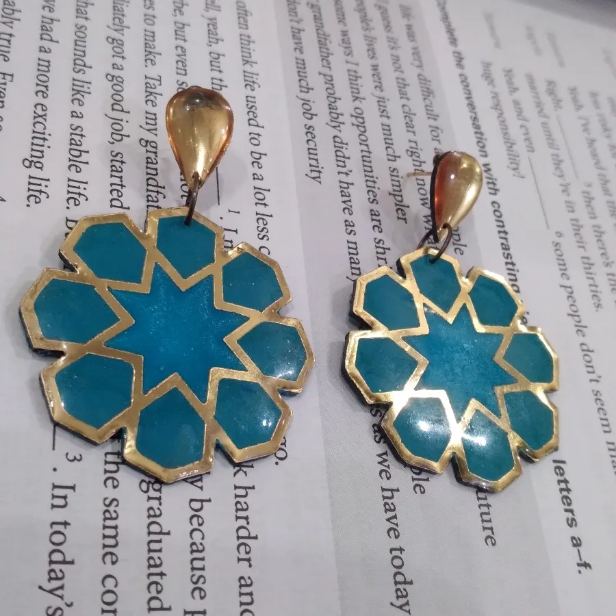 گوشواره رزینی چندضلعی
