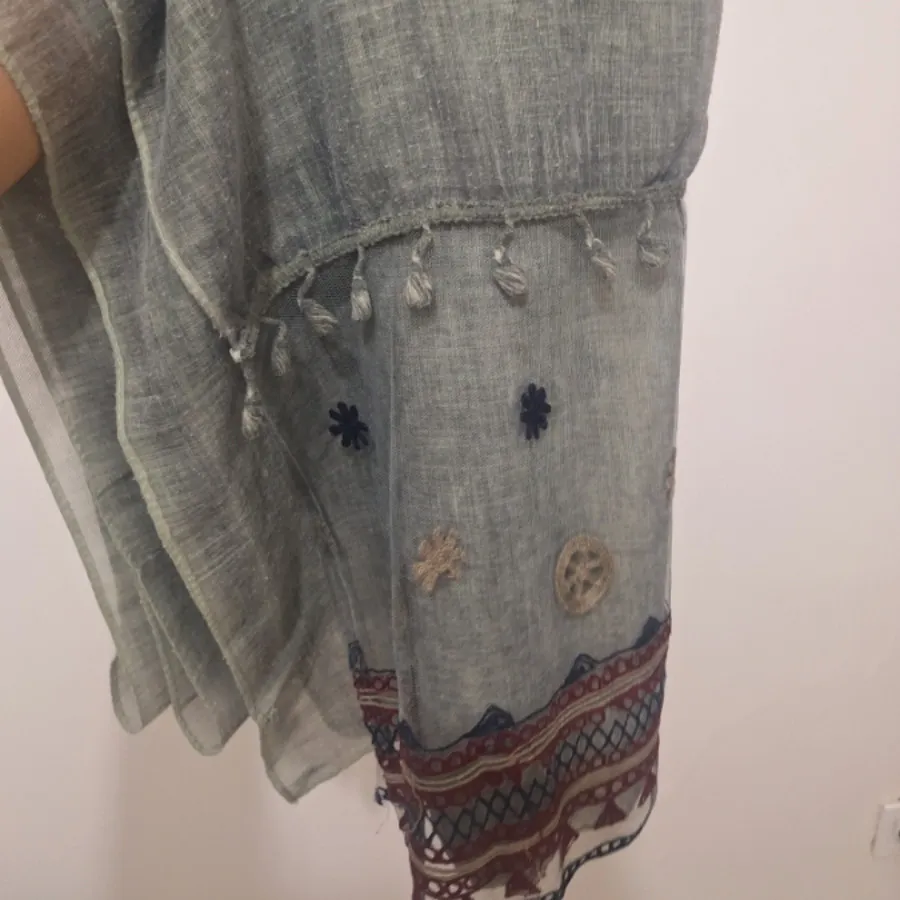 شال گلدوزی شده خاص
