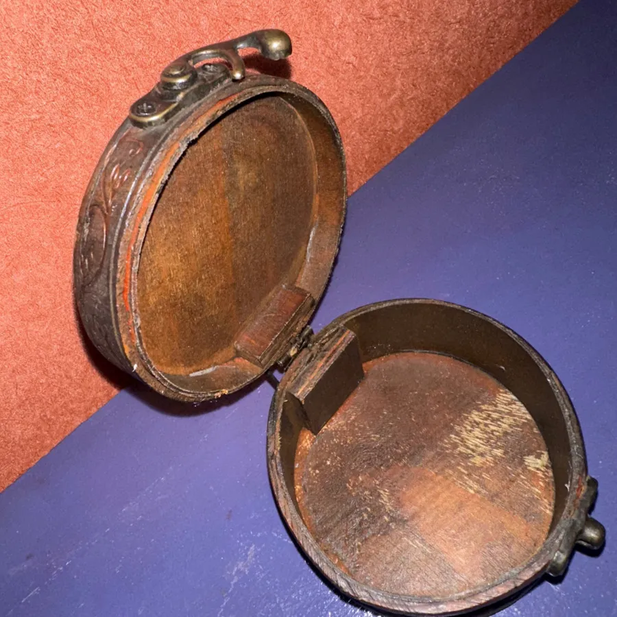 جعبه چوبی