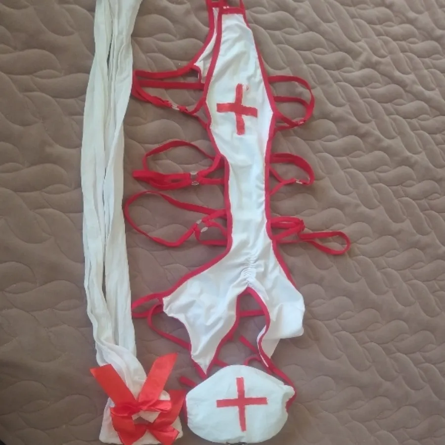 کاستوم پرستاری