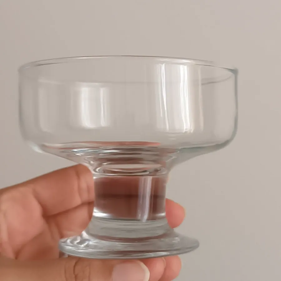 یک جفت بستنی خوری