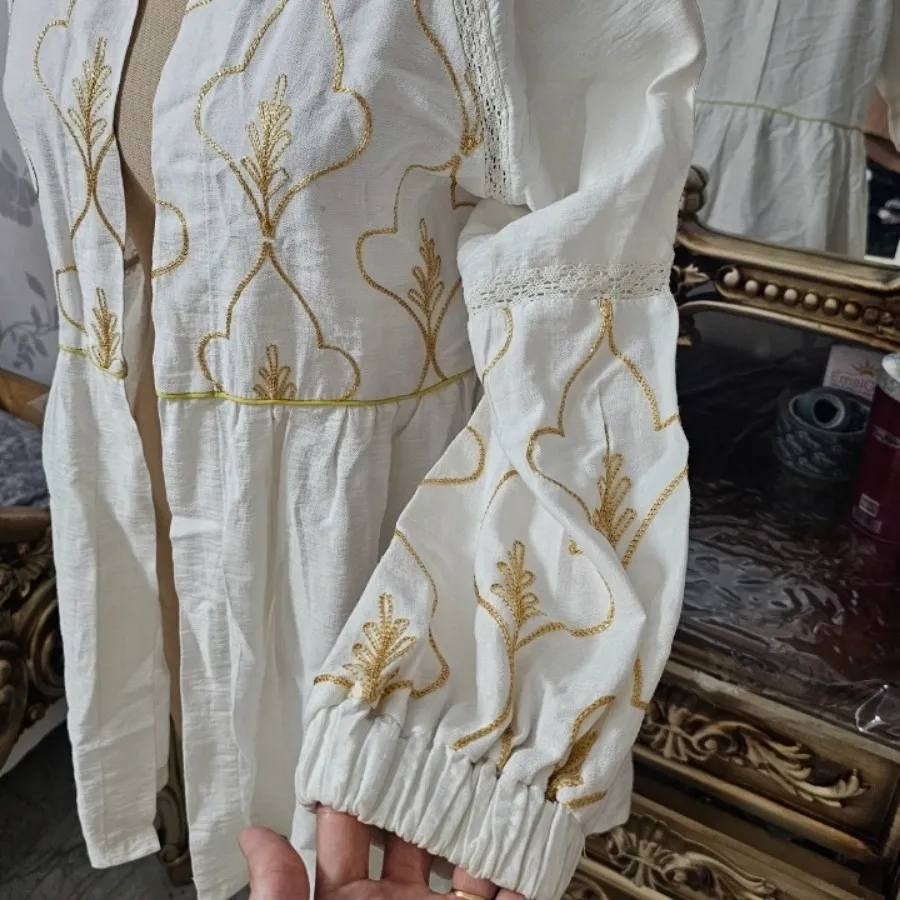 مانتو عروسکی