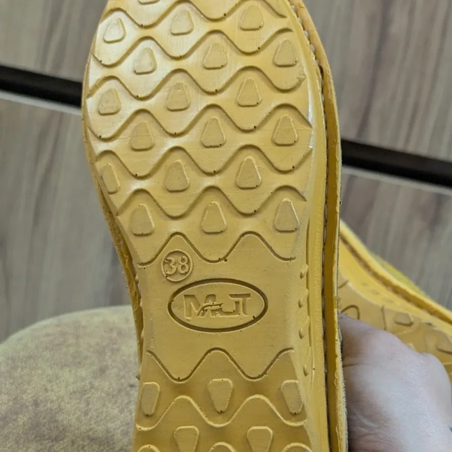 کفش چرم طبیعی