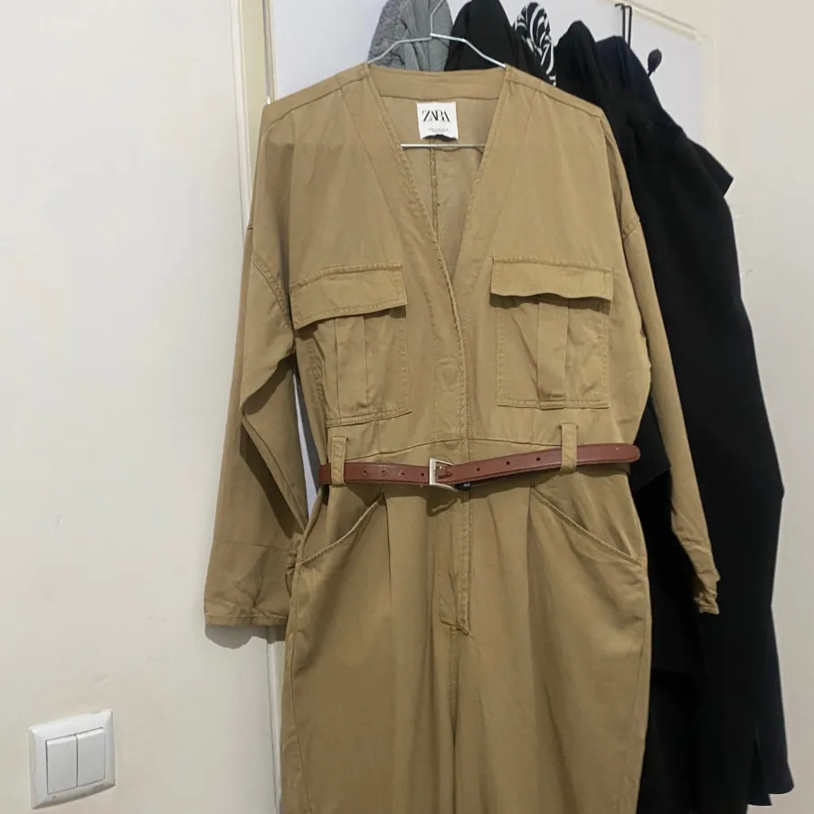 جامپ سوت خاکی زارا