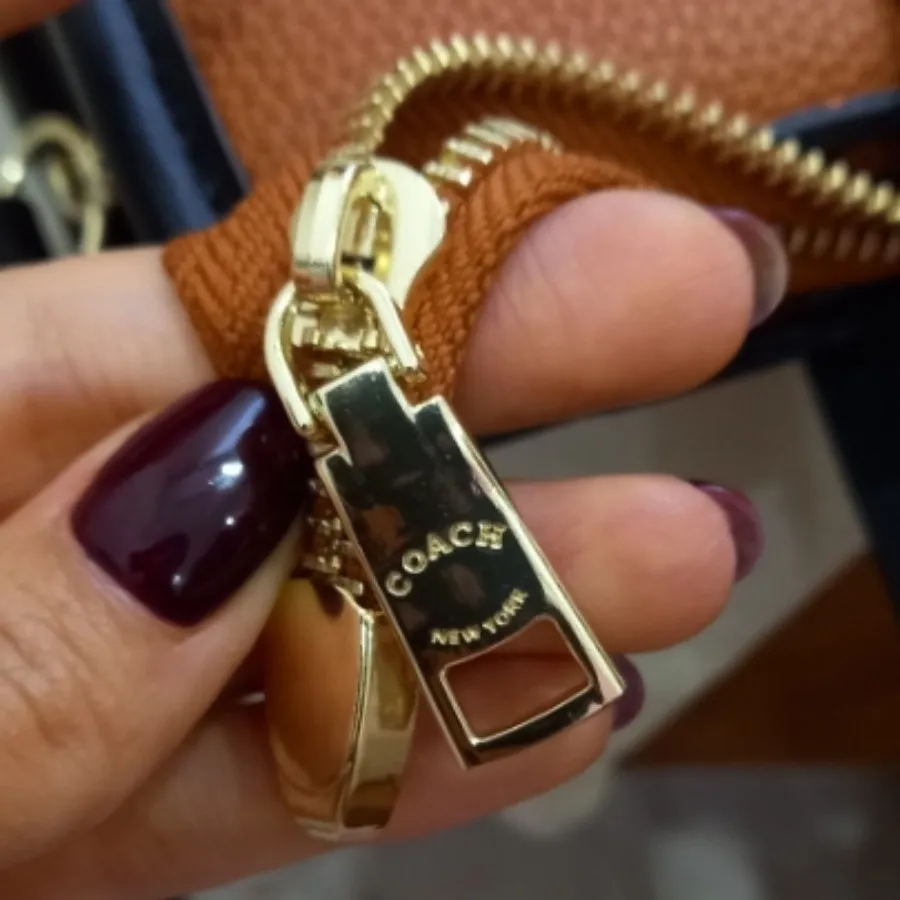 کیف چرم کوچ
