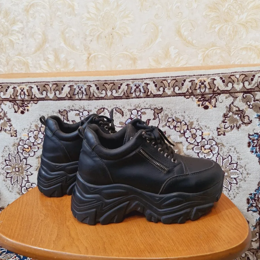 کتونی لژدار مشکی
