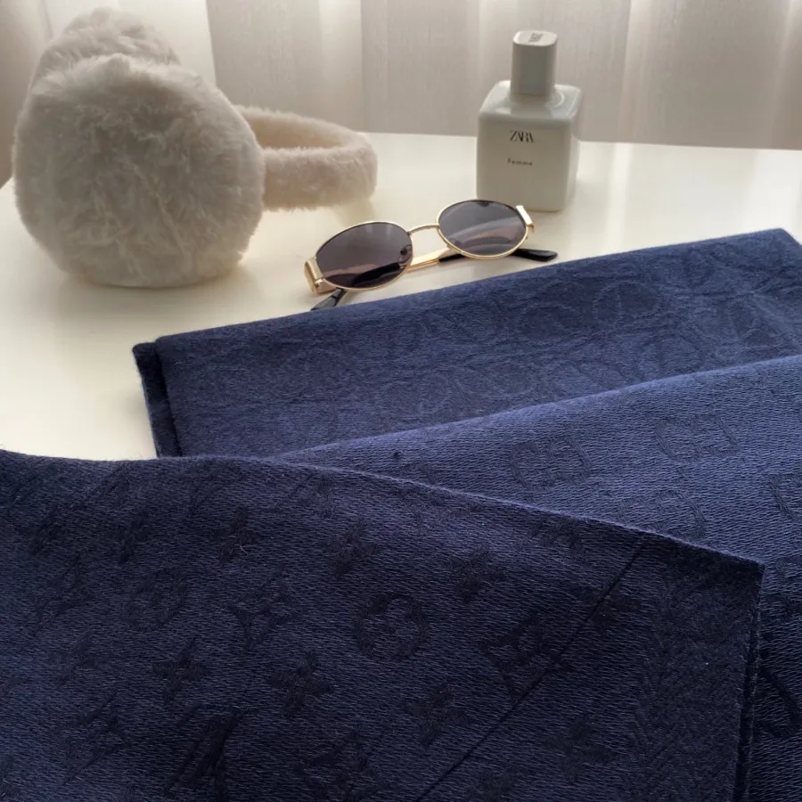 شال موهر سرمه ای