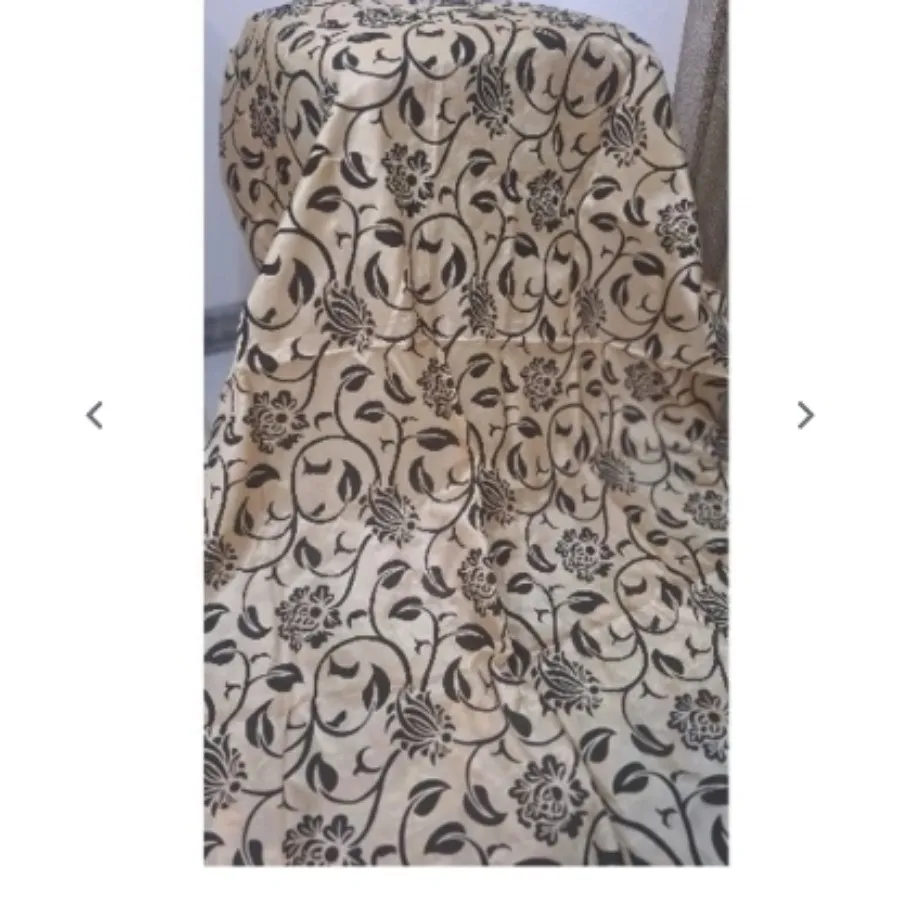 رومیزی طلایی ساتن گل مخمل
