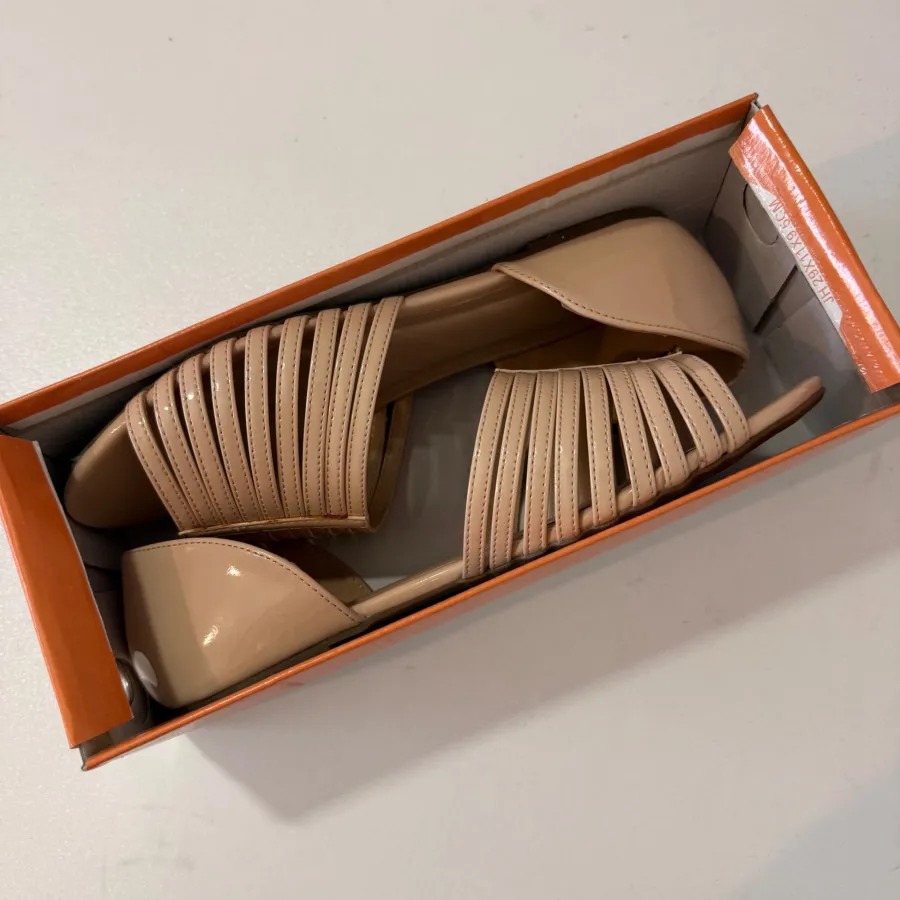 صندل ظریف ورنی