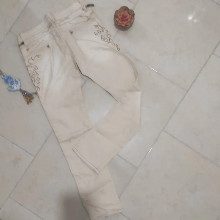 شلوار جین خاص