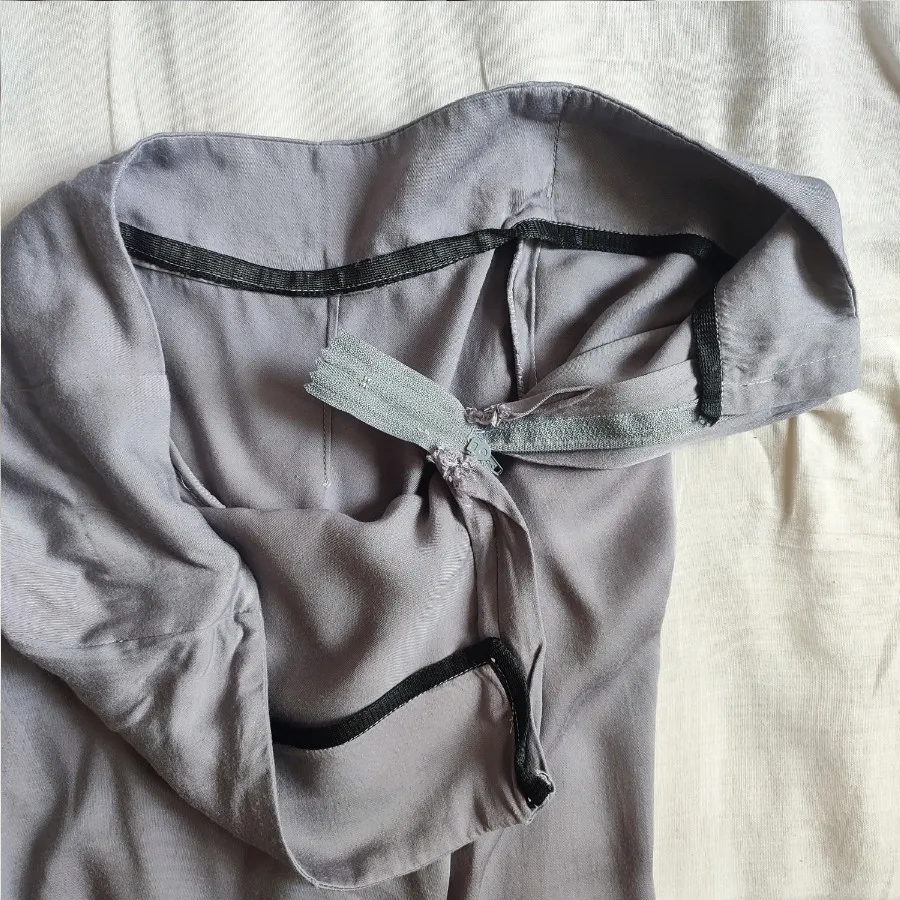 شلوار بگ پارچه‌ای