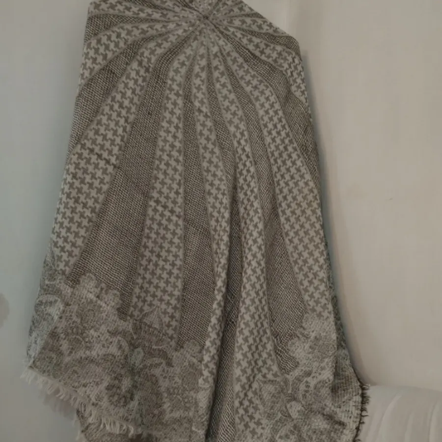 روسری لینن