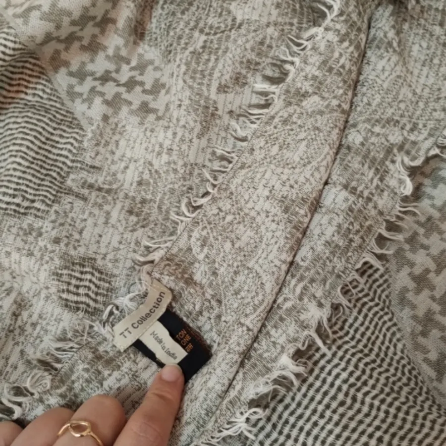 روسری لینن