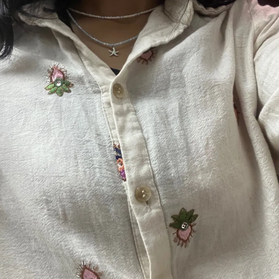 شومیز گلدوزی شده